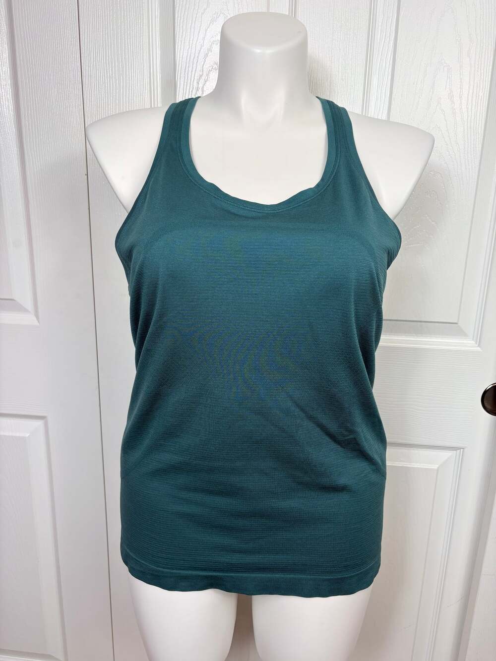Lululemon Swiftly Tech Racerback Tank Top 2.0 Seamless Teal Size 14